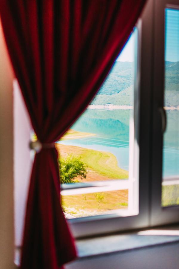 Apartmani Markesic Ramsko Jezero Prozor Exteriör bild